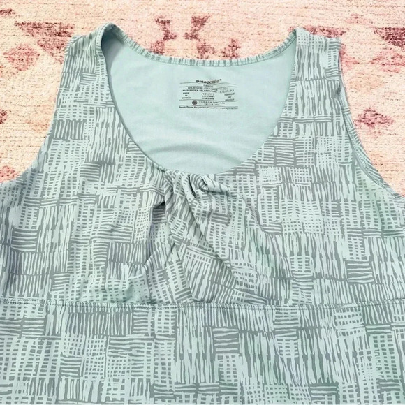 Patagonia• Bandha Tank Top Size Large - Picture 6 of 8